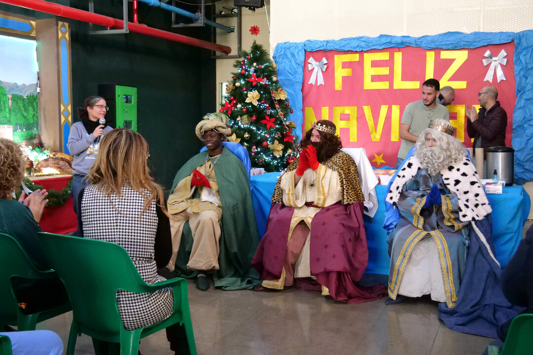 Los Reyes Magos de Oriente han visitado el Centro Penitenciario de Melilla